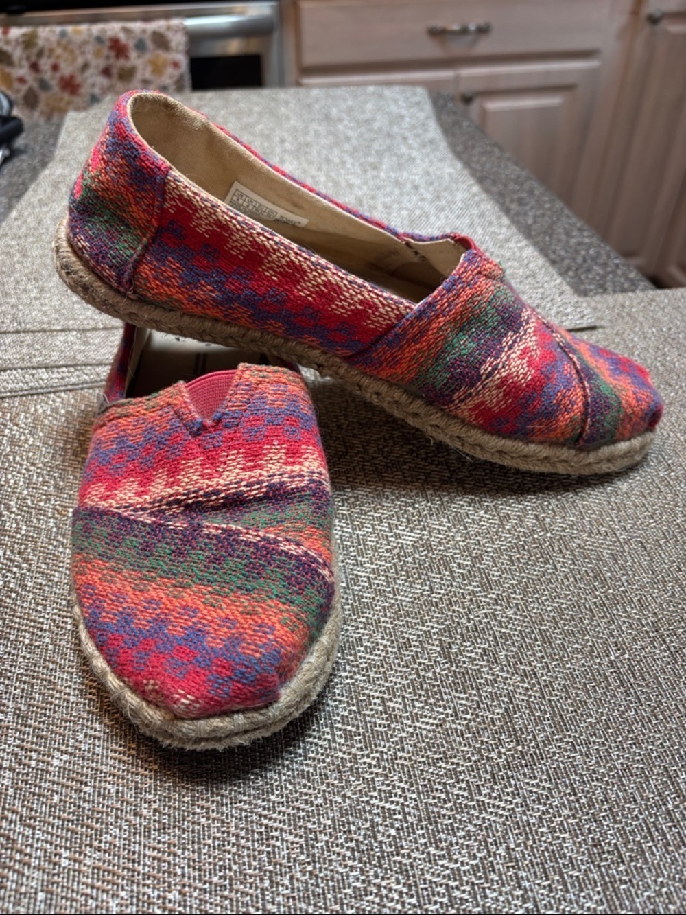 Toms Multicolor Red Orange Pink Espadrille Slip-Ons